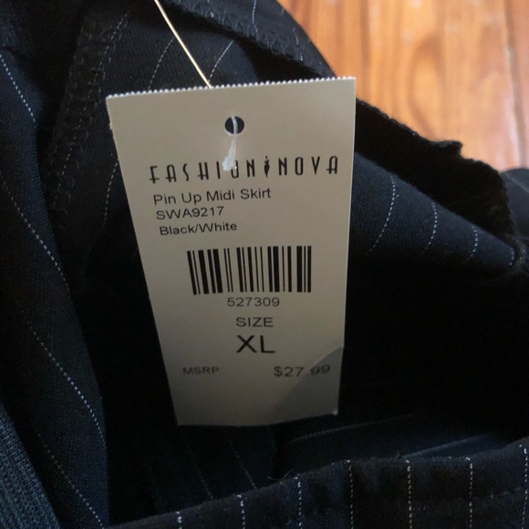 Skirts 2 for $2” fashion nova midi skirt - Picture 2 of 2